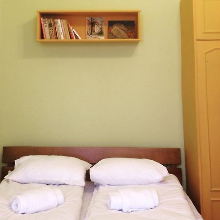 Elementary Hostel Odessa Dış mekan fotoğraf