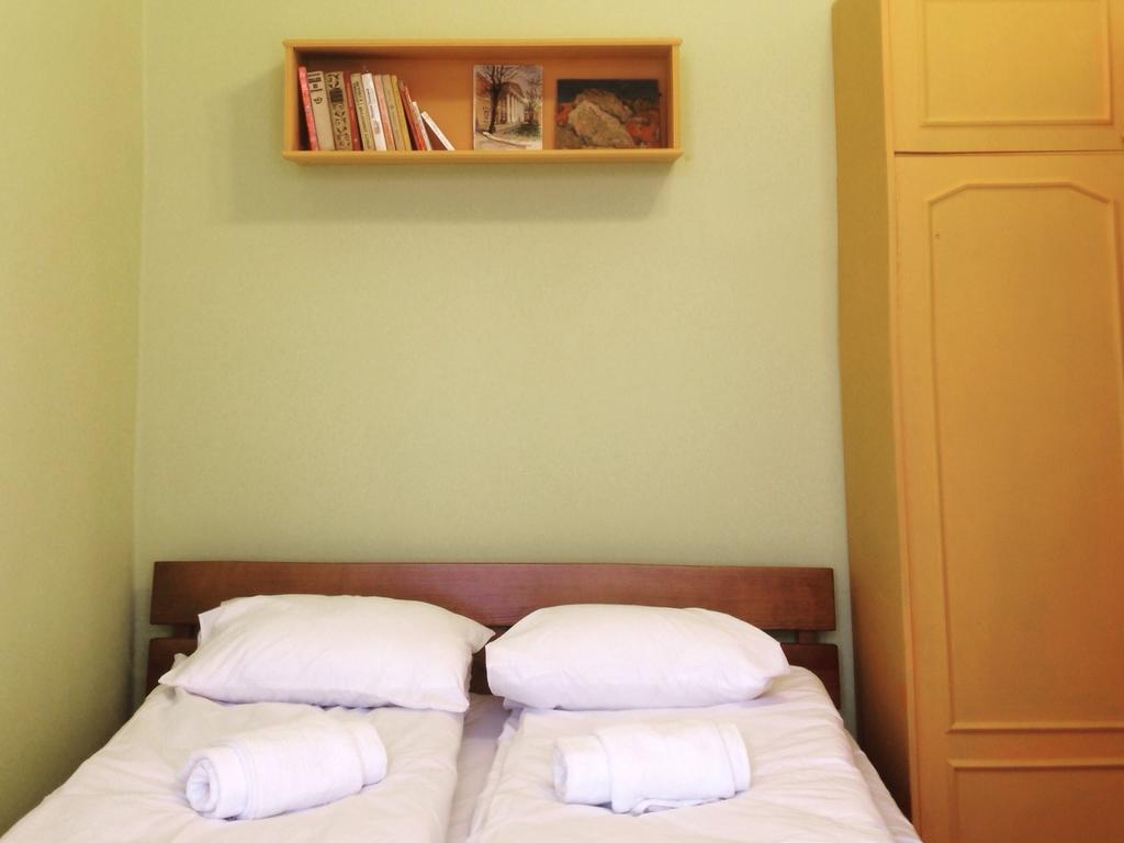 Elementary Hostel Odessa Dış mekan fotoğraf