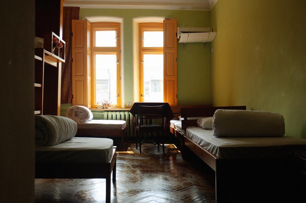 Elementary Hostel Odessa Dış mekan fotoğraf