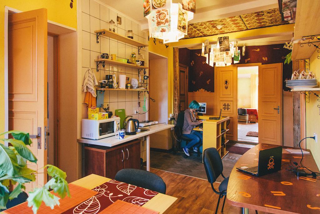 Elementary Hostel Odessa Dış mekan fotoğraf
